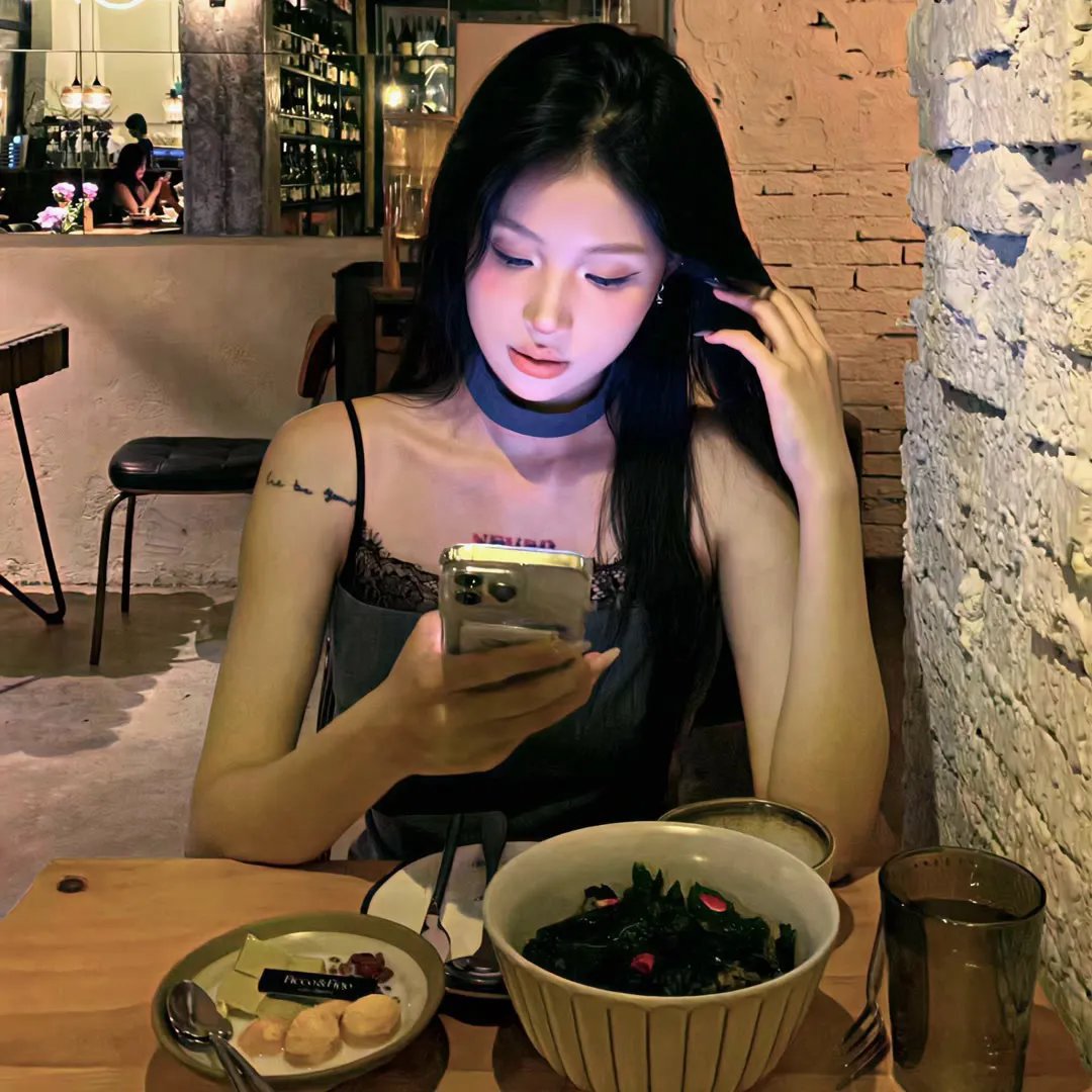 白王红后